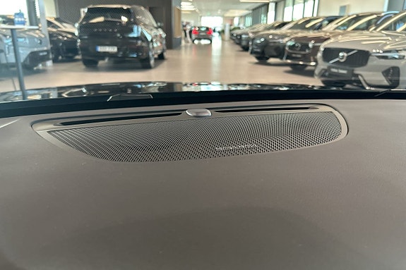 Volvo V60 24 of 30