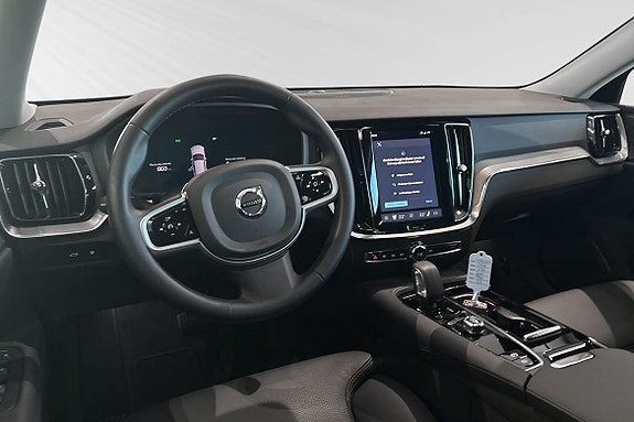 Volvo V60 9 of 30