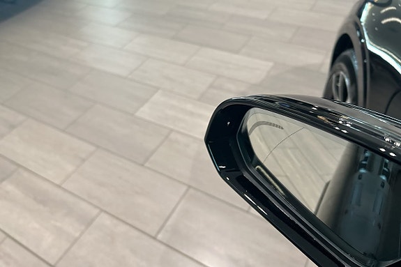 Volvo V60 20 of 30