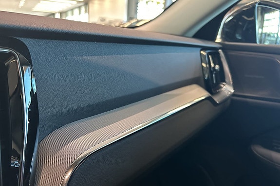 Volvo V60 25 of 30