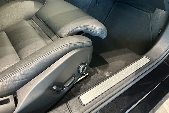 Volvo V60 12 of 30