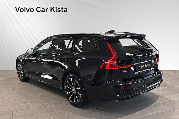 Volvo V60 4 of 30