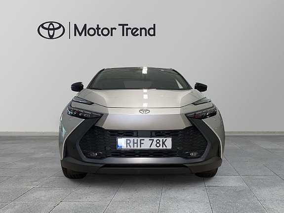 Toyota C-HR 5 of 5