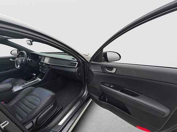 Kia Optima 16 of 30