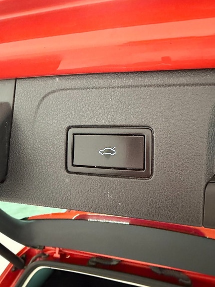 Volkswagen Passat Alltrack 19 of 29