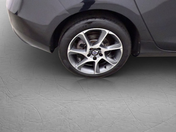 Volvo V40 29 of 30