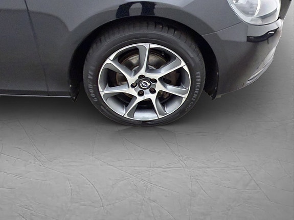 Volvo V40 30 of 30