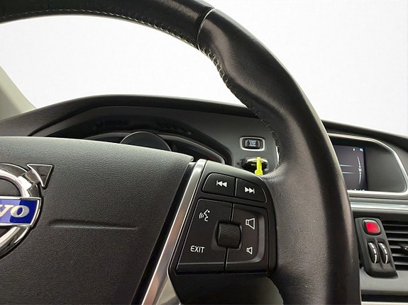 Volvo V40 18 of 30