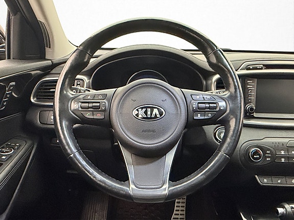 Kia Sorento 11 of 30