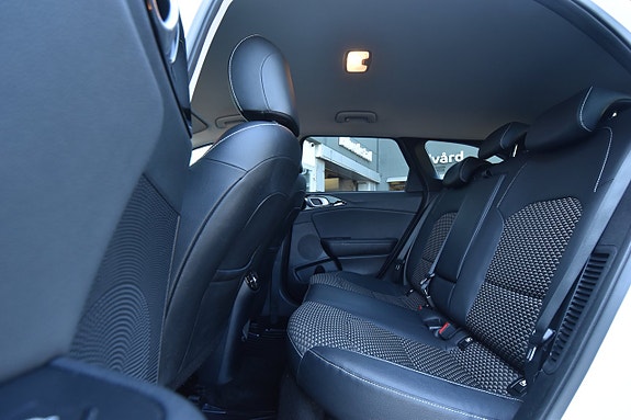 Kia Ceed 10 of 27