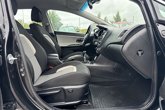 Kia Ceed 17 of 20