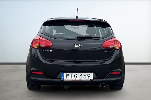 Kia Ceed 4 of 5