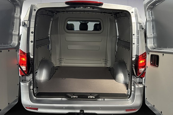 Mercedes-Benz Vito 119 17 of 17