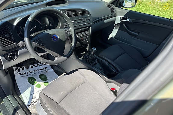 Saab 9-3 12 of 16