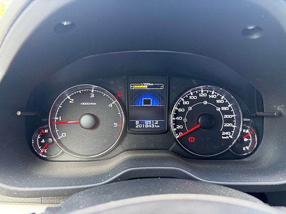Subaru Legacy 4 of 5