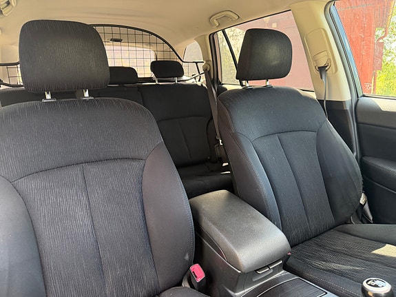 Subaru Legacy 13 of 17