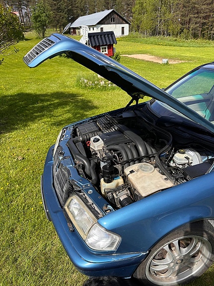Mercedes-Benz 250 4 of 5