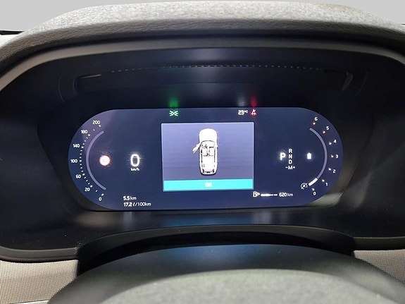 Volvo V90 Cross Country 7 of 11