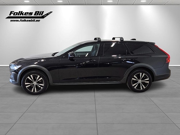 Volvo V90 Cross Country 3 of 5