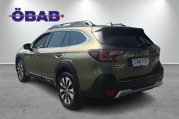 Subaru Outback 6 of 12