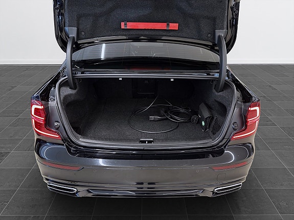 Volvo S60 16 of 17