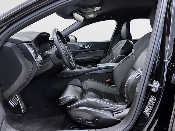 Volvo S60 8 of 17