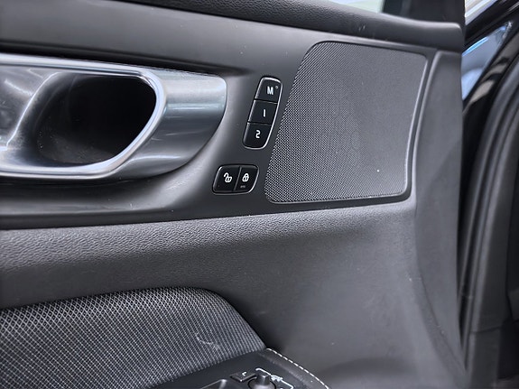 Volvo S60 12 of 17