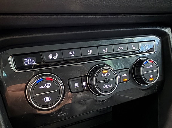 Volkswagen Tiguan 13 of 19