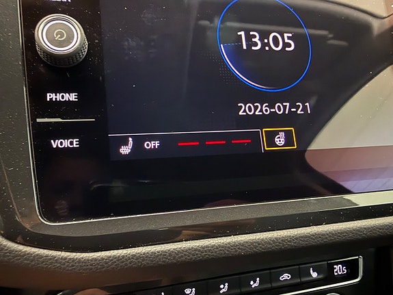 Volkswagen Tiguan 14 of 19