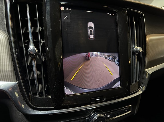 Volvo V90 Cross Country 14 of 18