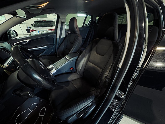 Volvo V60 9 of 19