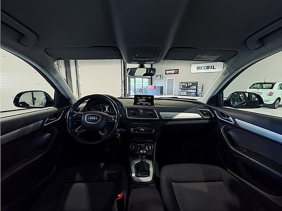 Audi Q3 13 of 16