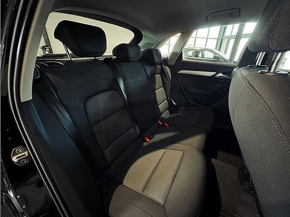 Audi Q3 11 of 16