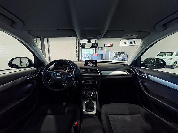 Audi Q3 13 of 16