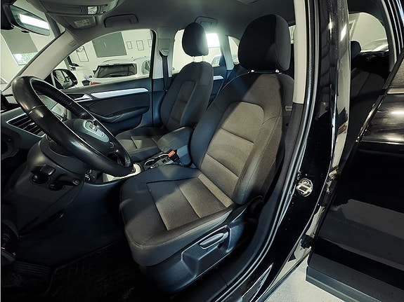 Audi Q3 9 of 16