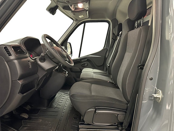 Nissan Interstar 7 of 10