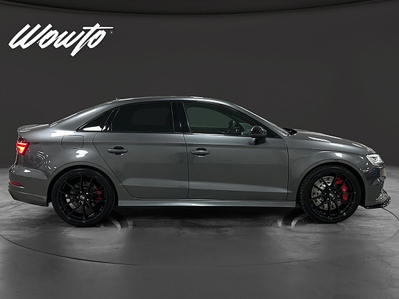Audi RS3 3 of 5