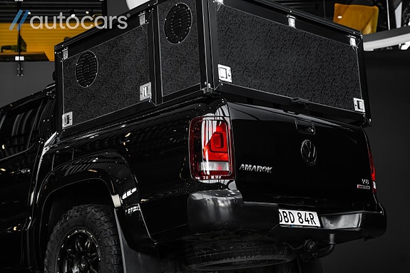 Volkswagen Amarok 17 of 30