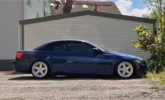 BMW 325d 5 of 5