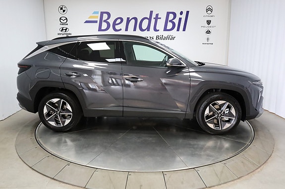 Hyundai Tucson 24 of 24