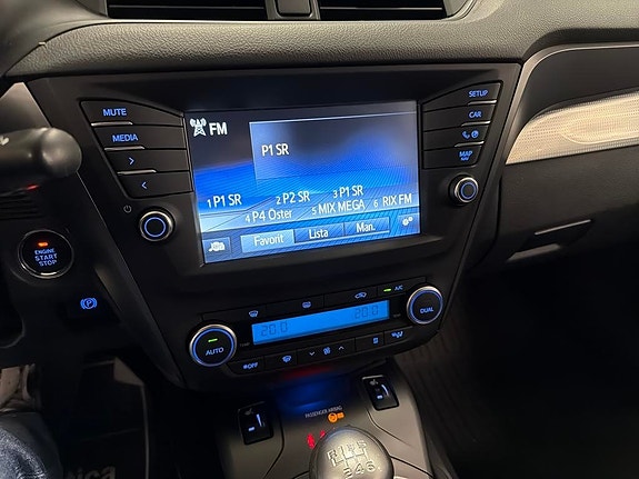 Toyota Avensis 11 of 12