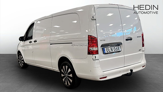 Mercedes-Benz Vito 119 2 of 5