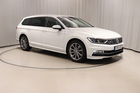 Volkswagen Passat 3 of 5