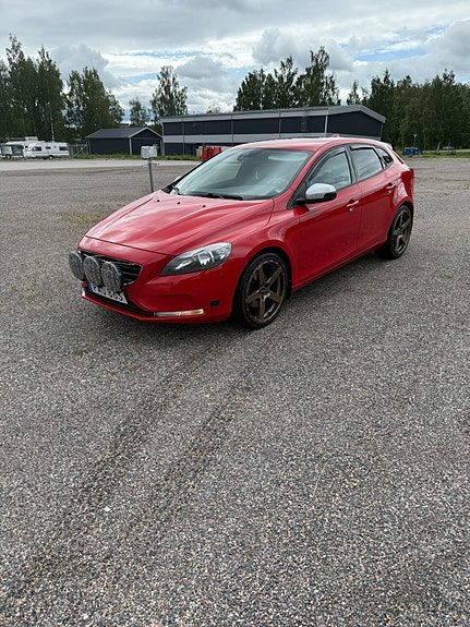 Volvo V40 7 of 7