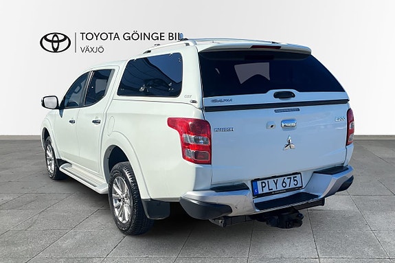 Mitsubishi L200 2 of 5