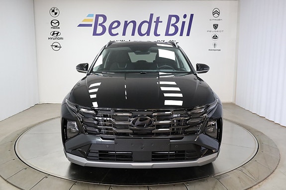 Hyundai Tucson 3 of 5