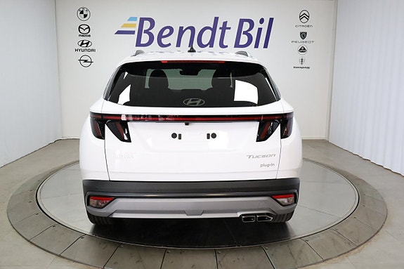 Hyundai Tucson 10 of 24
