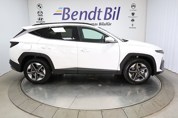 Hyundai Tucson 15 of 24