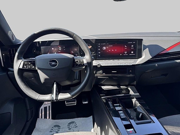Opel Astra 8 of 13
