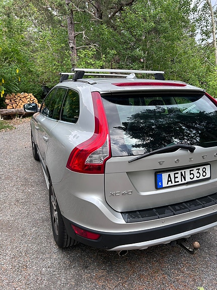 Volvo XC60 3 of 5
